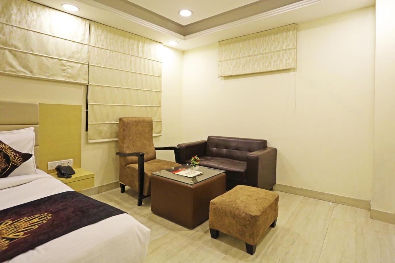 Hotel Grand Suites By D'Capitol Near Delhi Airport ニューデリー エクステリア 写真