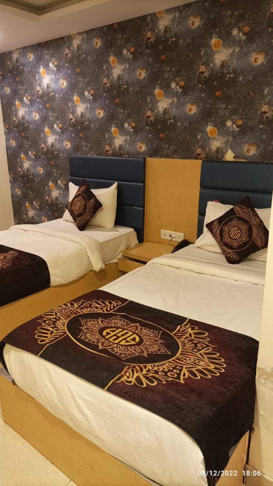 Hotel Grand Suites By D'Capitol Near Delhi Airport ニューデリー エクステリア 写真