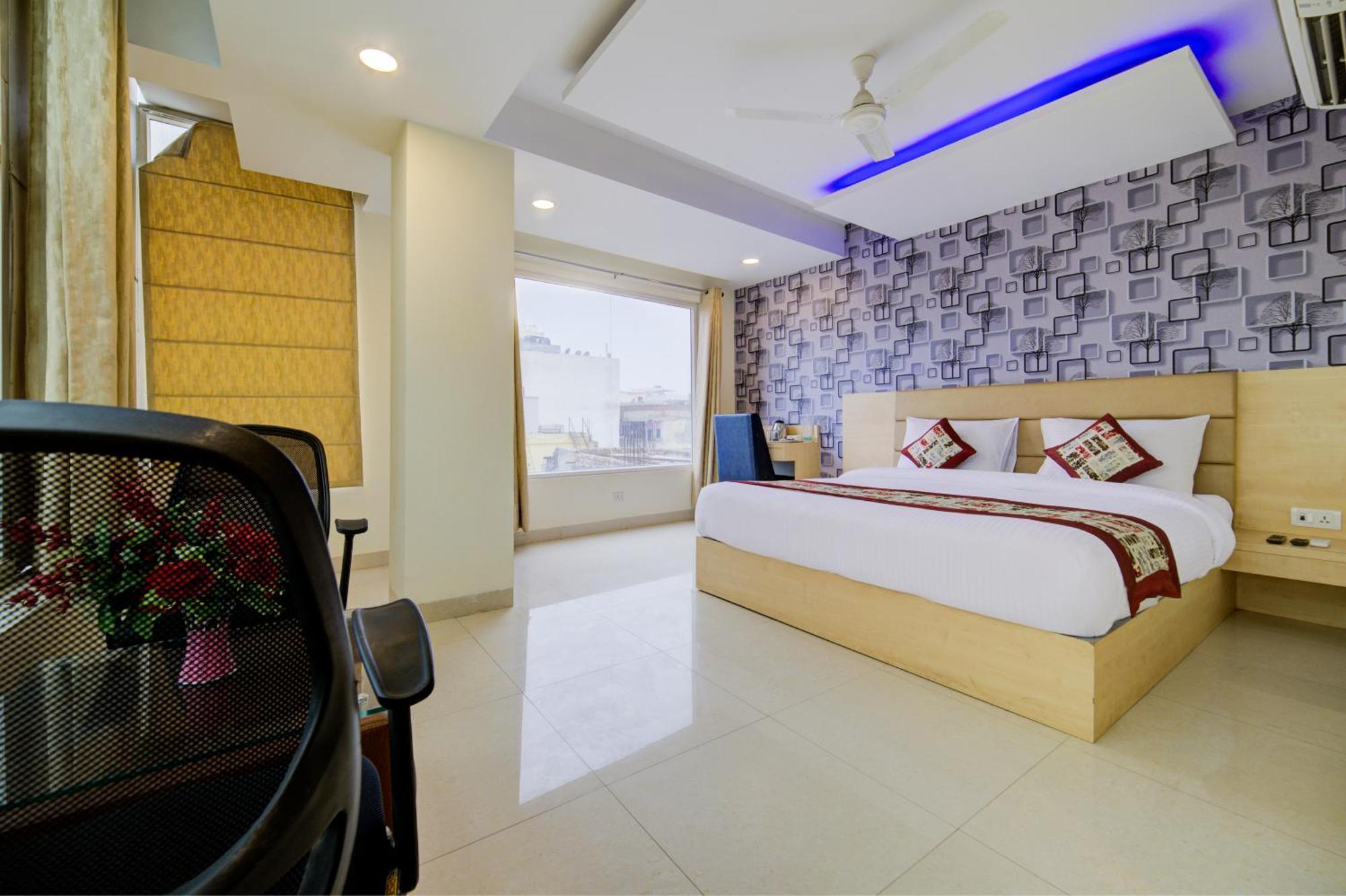 Hotel Grand Suites By D'Capitol Near Delhi Airport ニューデリー エクステリア 写真
